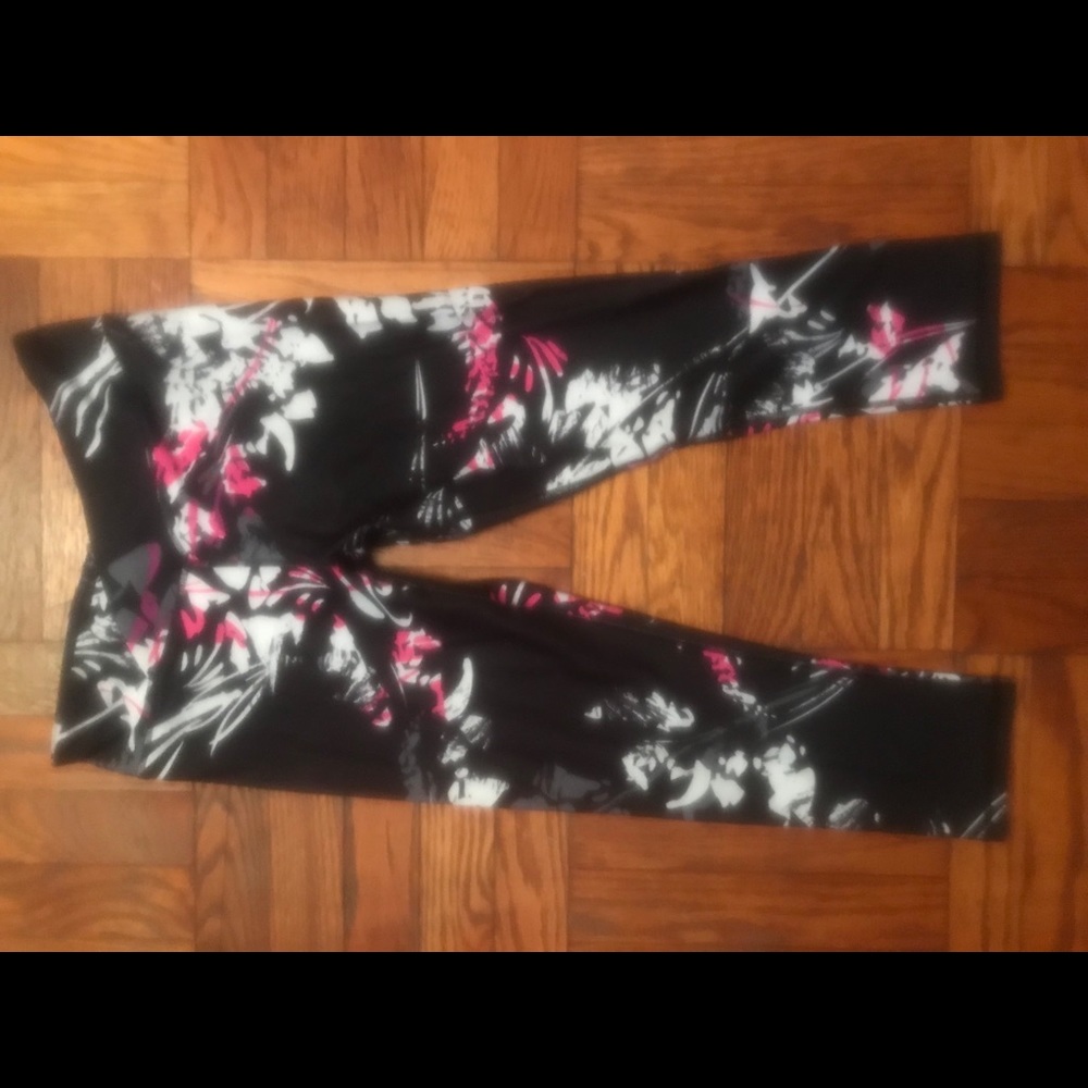 Capri Powerhold gym/yoga pants
